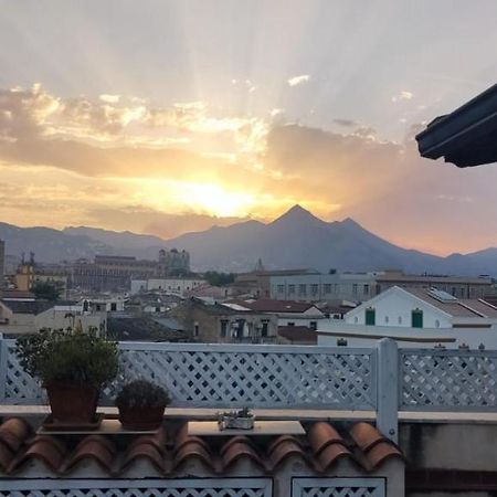 דירות La Terrazza Di פלרמו מראה חיצוני תמונה