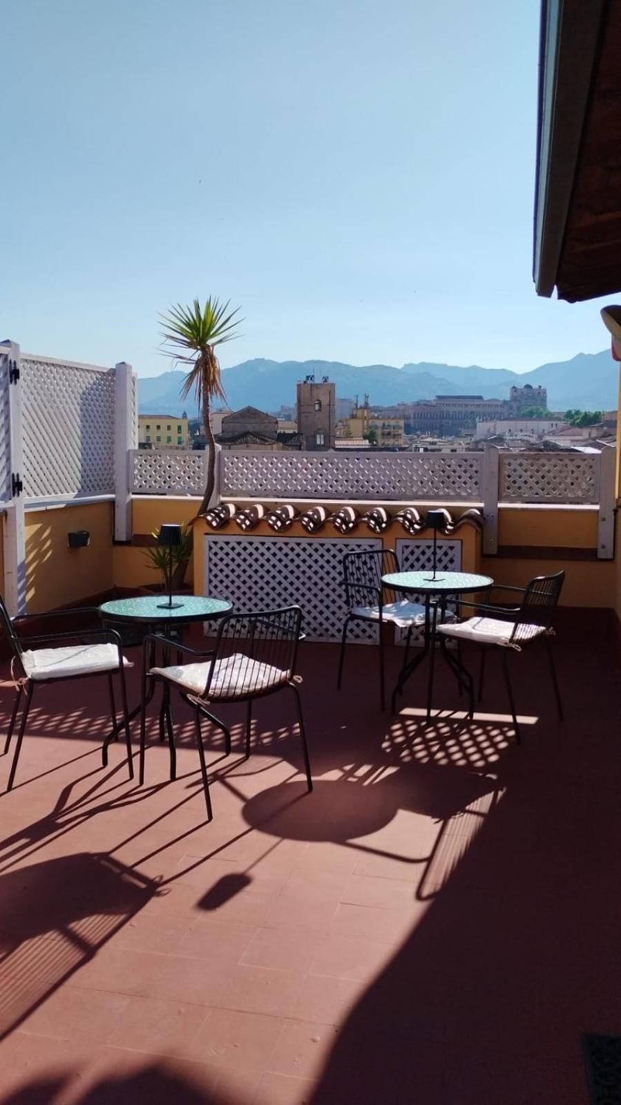 דירות La Terrazza Di פלרמו מראה חיצוני תמונה