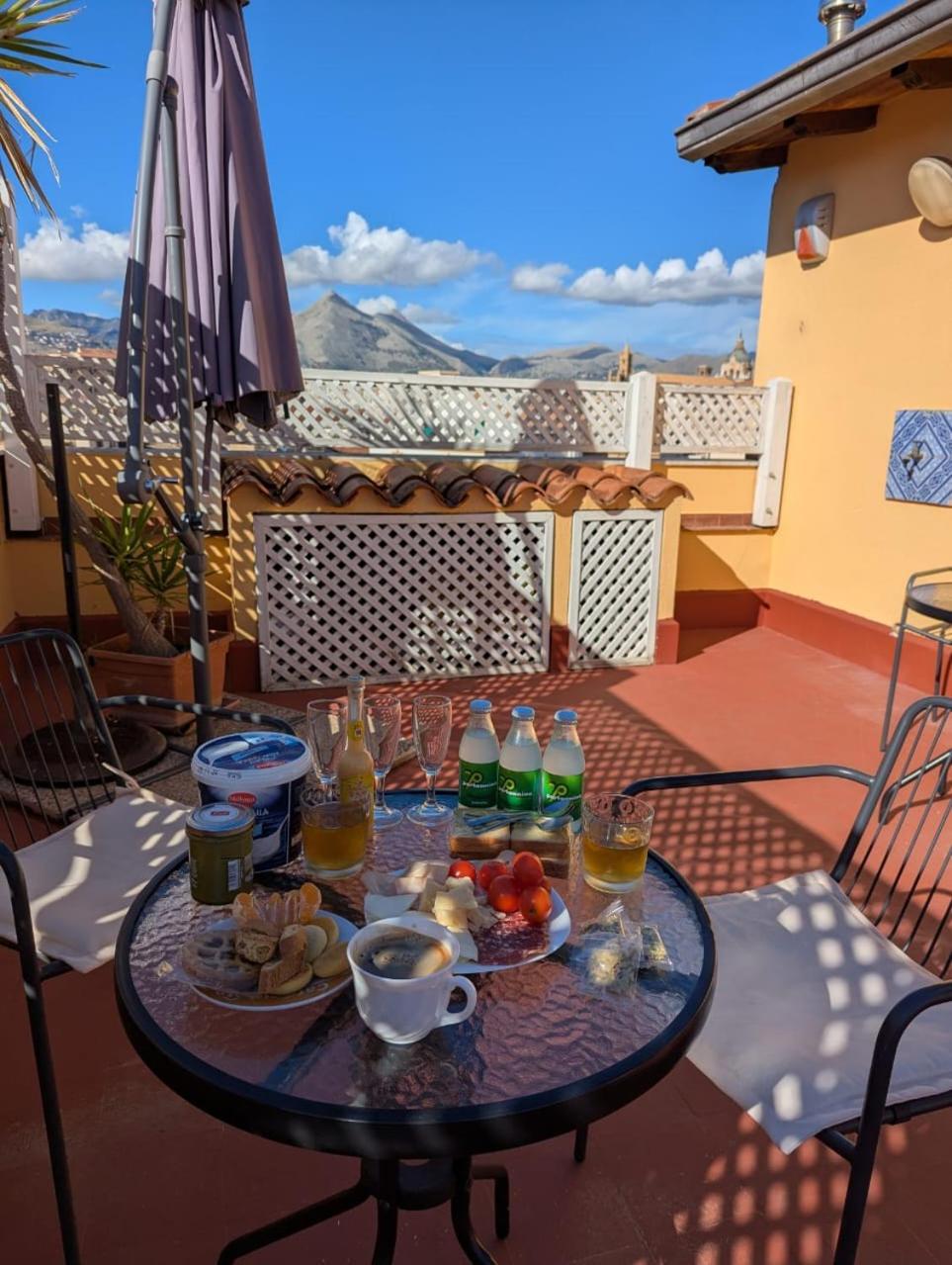 דירות La Terrazza Di פלרמו מראה חיצוני תמונה